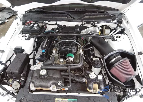 2009 Ford Shelby Gt500 z USA, uszkodzony, nr VIN 1ZVHT88S295137792